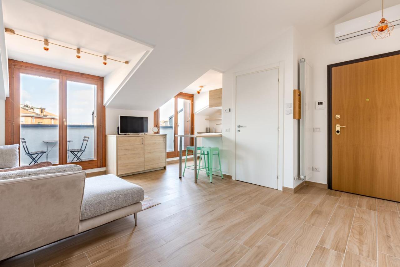 Cozy Studio W/Parking 5 Min Walk From The Bus Stop 米兰 外观 照片